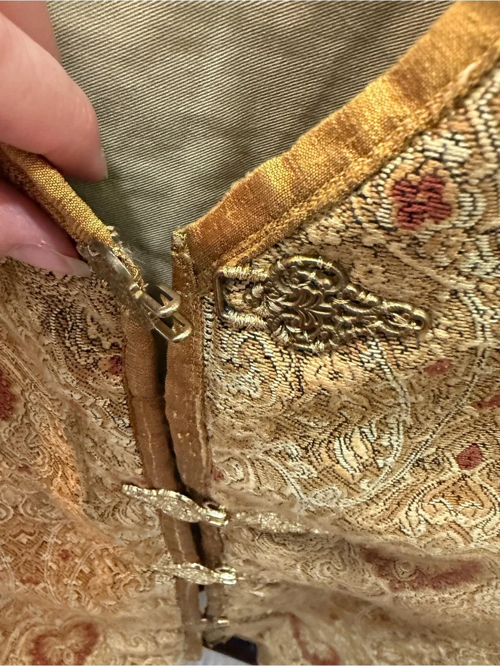 Golden Brocade Regal Pattern REN Fair Vest XL